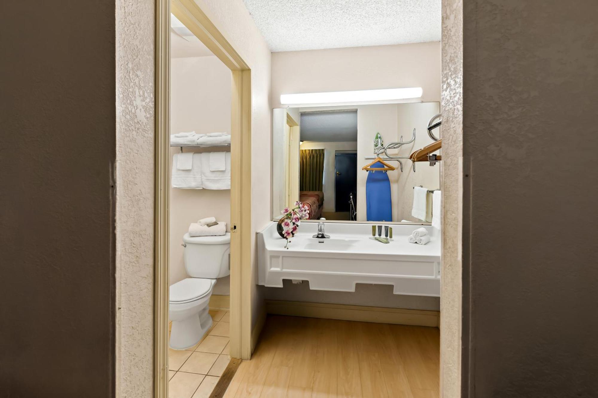Bellmawr Economy Inn Bellmawr-Philadelphia Area エクステリア 写真